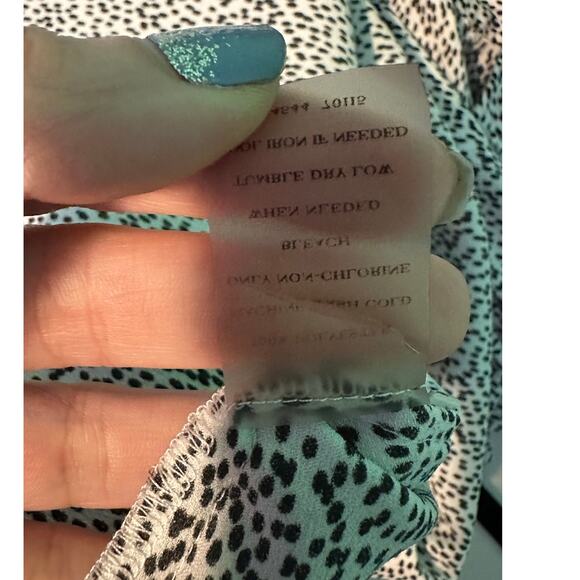 Ann Taylor white black polka dots long sleeves blouse size 4 - Picture 4 of 16